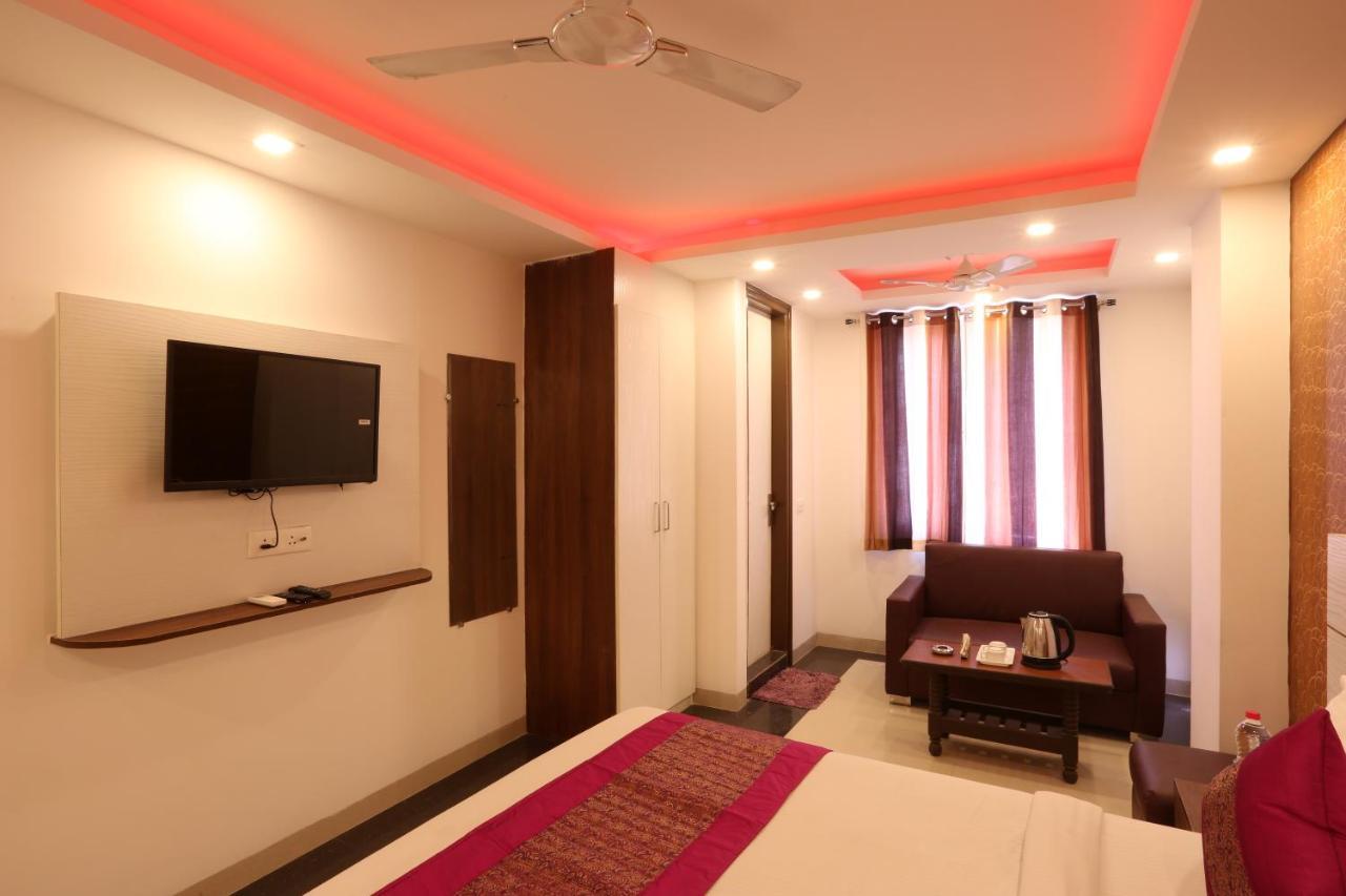 Hotel Ark Wood New Delhi Ngoại thất bức ảnh